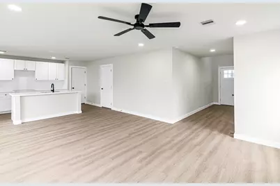 1006 4th Street, Hempstead, TX 77445 - Photo 8