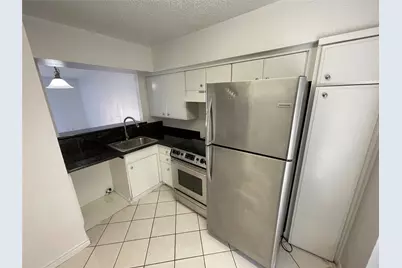 1220 Shadowdale Drive #12, Houston, TX 77043 - Photo 6