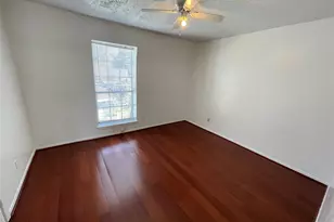 1220 Shadowdale Dr, Houston, TX 77043 - Photo 12