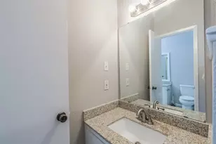 8100 Cambridge St, Houston, TX 77054 - Photo 16