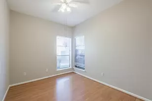 8100 Cambridge St, Houston, TX 77054 - Photo 20