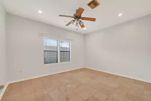 512 Bertloma St, Pasadena, TX 77502 - Photo 14