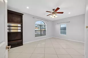 512 Bertloma St, Pasadena, TX 77502 - Photo 10