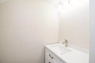 9800 Pagewood Ln, Houston, TX 77042 - Photo 16