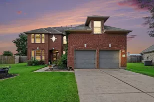 8422 W Sienna Cove Ln, Houston, TX 77083 - Photo 1