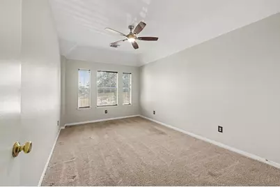 8422 W Sienna Cove Lane, Houston, TX 77083 - Photo 16