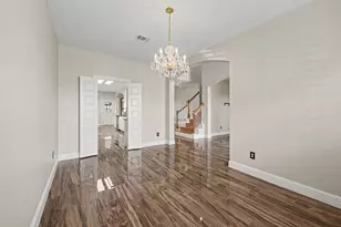 8422 W Sienna Cove Ln, Houston, TX 77083 - Photo 8