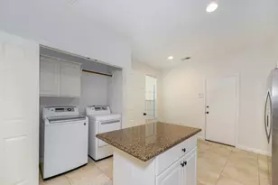 158 N Magnolia Pond Pl, The Woodlands, TX 77381 - Photo 10