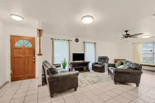 14806 Dogwood Tree St, Houston, TX 77060 - Photo 2