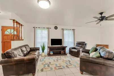 14806 Dogwood Tree Street, Houston, TX 77060 - Photo 10