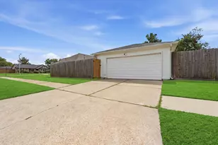 11602 Sagemeadow Ln, Houston, TX 77089 - Photo 4