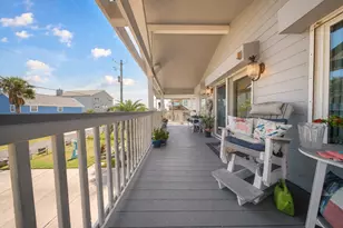 13026 John Reynolds Rd, Galveston, TX 77554 - Photo 24