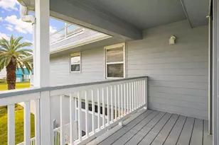 13026 John Reynolds Rd, Galveston, TX 77554 - Photo 26