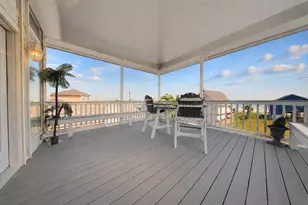 13026 John Reynolds Rd, Galveston, TX 77554 - Photo 10