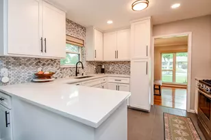 5727 Arboles Dr, Houston, TX 77035 - Photo 12