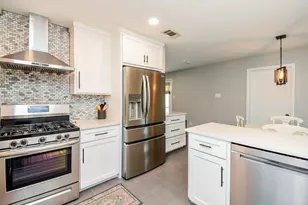 5727 Arboles Dr, Houston, TX 77035 - Photo 4