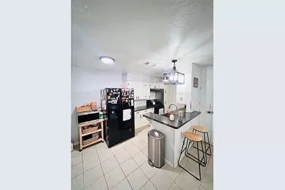 2 Travis Court, Angleton, TX 77515 - Photo 6