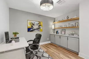 10711 Ella Lee Ln, Houston, TX 77042 - Photo 28