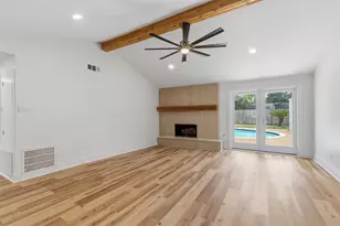 10711 Ella Lee Ln, Houston, TX 77042 - Photo 18