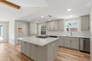 10711 Ella Lee Ln, Houston, TX 77042 - Photo 22