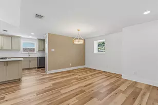 10711 Ella Lee Ln, Houston, TX 77042 - Photo 12