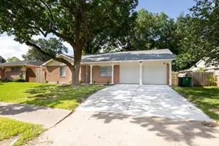 7515 Jason St, Houston, TX 77074 - Photo 2