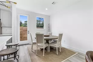 409 Alvia Run Ln, Houston, TX 77018 - Photo 12