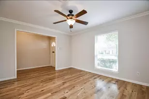 10706 Inwood Dr, Houston, TX 77042 - Photo 6