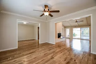 10706 Inwood Dr, Houston, TX 77042 - Photo 4