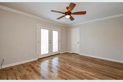 10706 Inwood Drive, Houston, TX 77042 - Photo 20