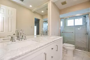 10706 Inwood Dr, Houston, TX 77042 - Photo 18