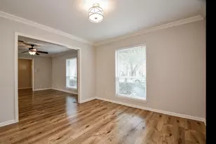 10706 Inwood Dr, Houston, TX 77042 - Photo 12