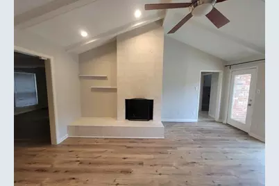10706 Inwood Drive, Houston, TX 77042 - Photo 8