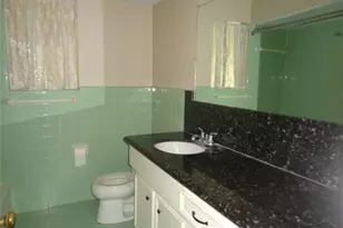 11215 Mayfield Rd, Houston, TX 77043 - Photo 14