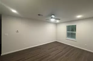 15530 Towerwood Dr, Conroe, TX 77306 - Photo 12