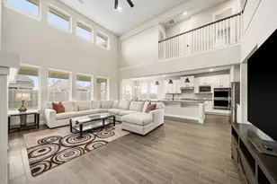 702 Hooks Trl, League City, TX 77573 - Photo 1