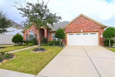 6815 Clemson Lane, Sugar Land, TX 77479 - Photo 2