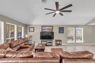 13707 Eastbourne Dr, Houston, TX 77034 - Photo 6