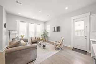 4466 W Tidwell Rd, Houston, TX 77091 - Photo 6