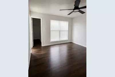 2103 Place Rebecca Lane #D5, Houston, TX 77090 - Photo 4