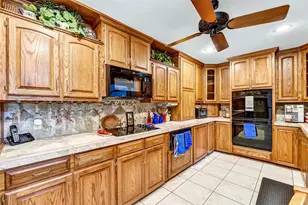 13320 County Rd 184, Alvin, TX 77511 - Photo 14