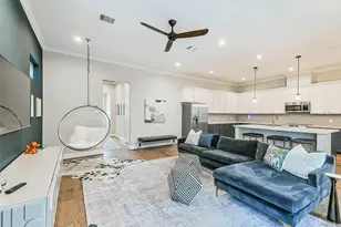 8816 Hollywood Garden Ln, Houston, TX 77080 - Photo 6