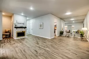 1915 Augusta Dr, Houston, TX 77057 - Photo 12