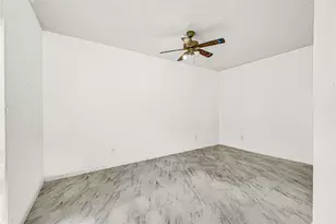 14336 Victoria St, Houston, TX 77015 - Photo 18