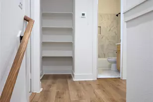 8805 Parkway Dr, Houston, TX 77088 - Photo 18