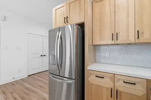 8805 Parkway Dr, Houston, TX 77088 - Photo 10