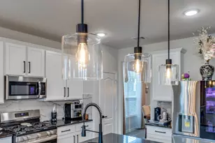 8327 Calico Pennant Wy, Fulshear, TX 77441 - Photo 10