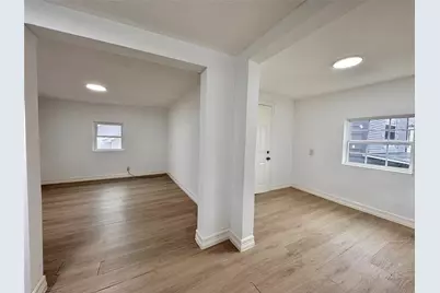 27 Norwood St #4, Houston, TX 77011 - Photo 2