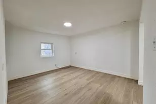 27 Norwood St, Houston, TX 77011 - Photo 4