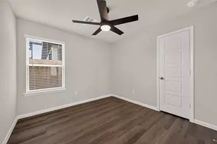 2114 Creole Crk Ln, Houston, TX 77090 - Photo 16